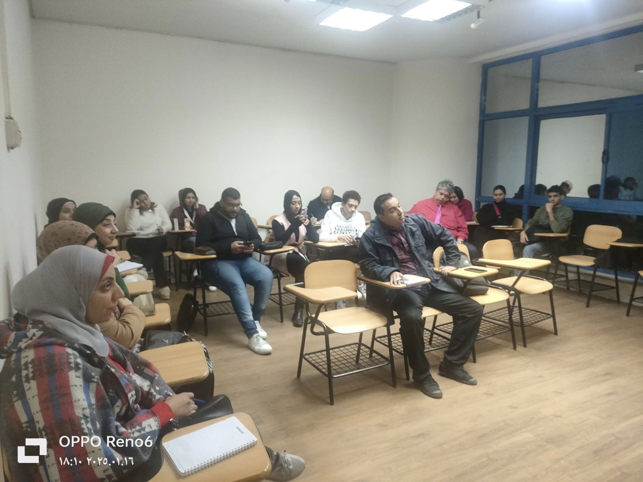 كتابه الابداع الأدبي الجزء الأول