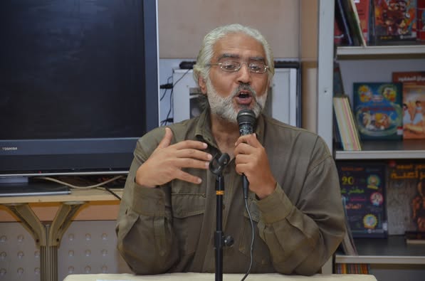 الرواق الفلسفي بمكتبة مصر الجديدة العامة
