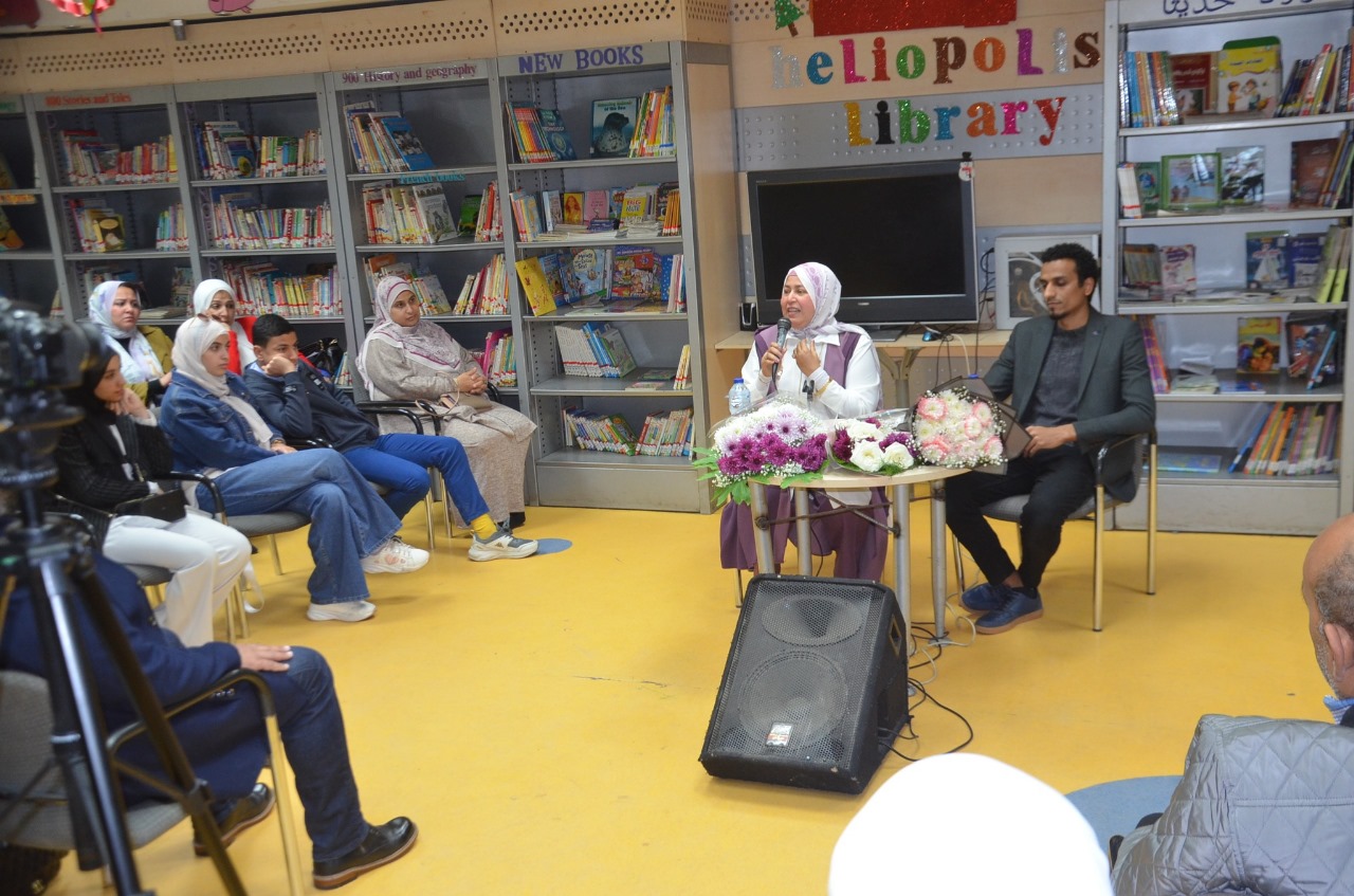 ندوة وحفل توقيع كتاب الحزن
